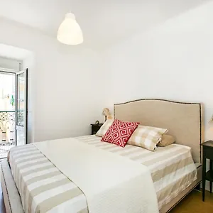  Apartamento Belem! Charming 2 Bedroom W Terrace, Wifi & Free Street Parking Portugal