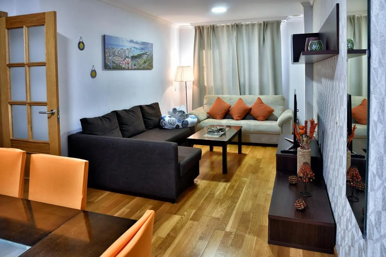 アパート Wonderstays Apartamentos La Estacion マラガ