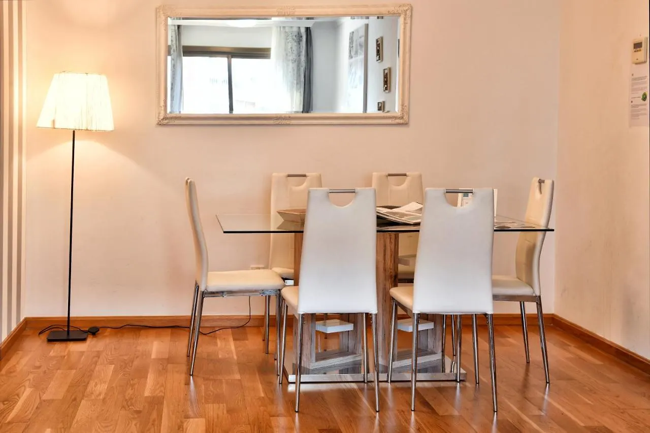 Wonderstays Apartamentos La Estacion マラガ 0*,  スペイン