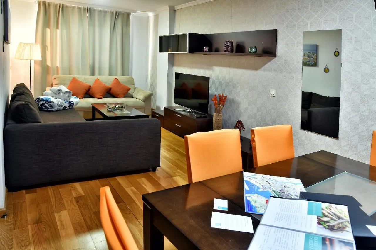 アパート Wonderstays Apartamentos La Estacion マラガ