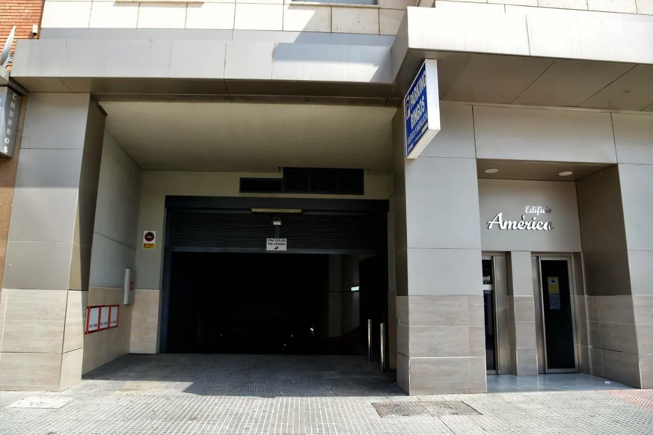Wonderstays Apartamentos La Estacion マラガ
