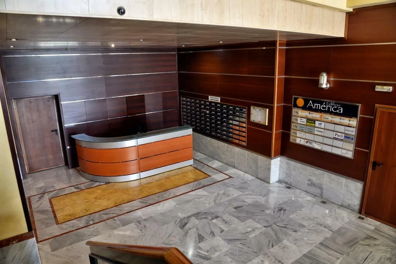 Wonderstays Apartamentos La Estacion マラガ