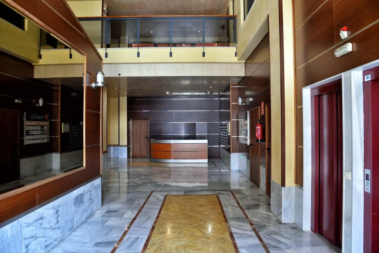 アパート Wonderstays Apartamentos La Estacion マラガ